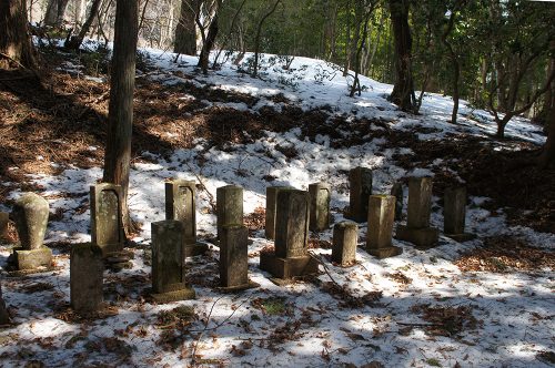 Mitsumine, Chichibu, Saitama, Seibu, petit cimetière