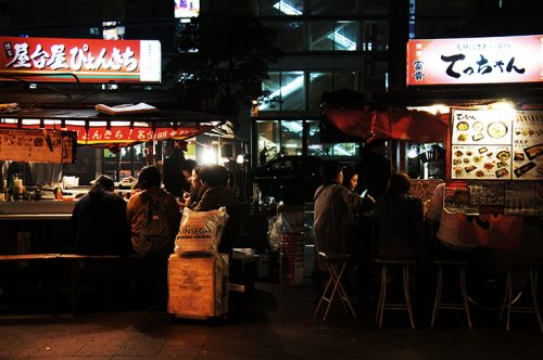 Yatai à Fukuoka, Kyushu, Japon