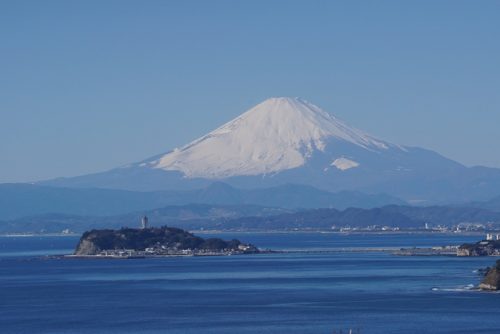 Vue sur le Mont Fuji depuis le parc Inamuragasaki