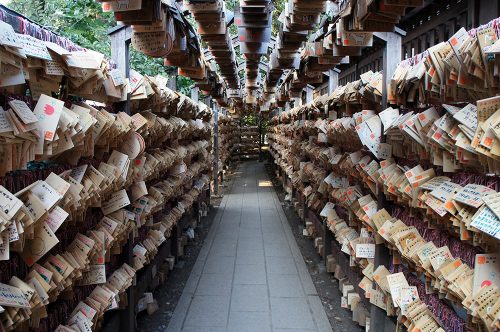 Kawagoe, Seibu Railway, Saitama, près de Tokyo, tunnel d'ema du sanctuaire Hikawa