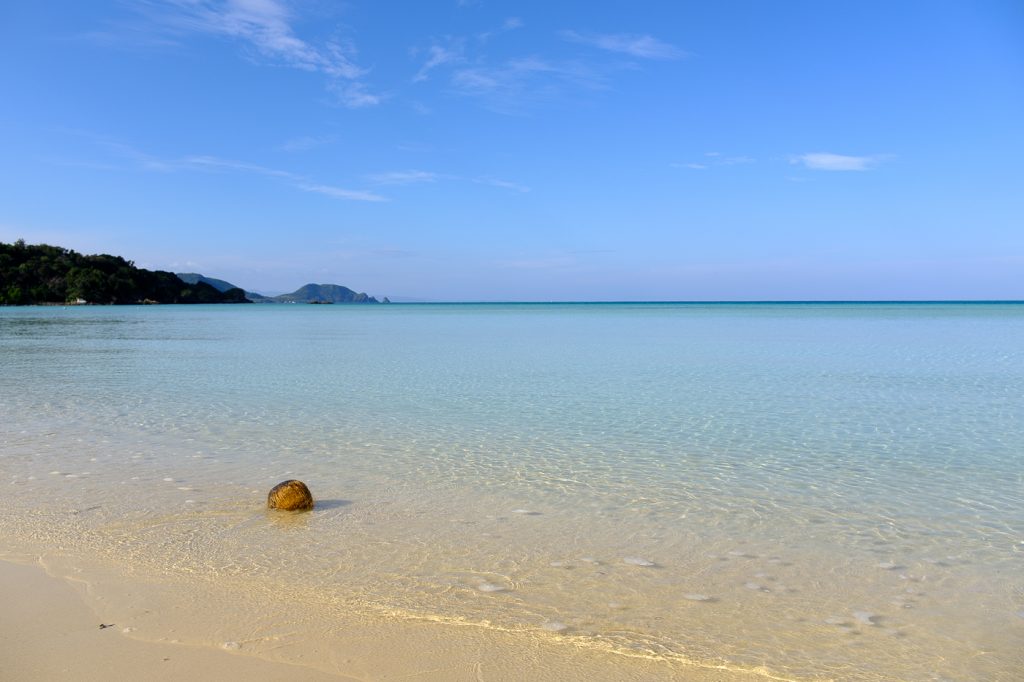 Plage prisée des habitants de l'île d'Ishigaki à Okinawa, Japon