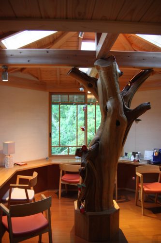 Salle de repos au ryokan Yumeya à Iwamuro, près de Niigata au Japon