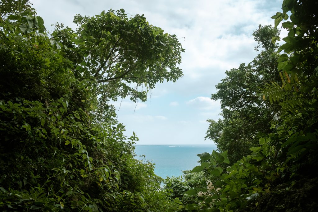 Vue sur la mer à Okinawa