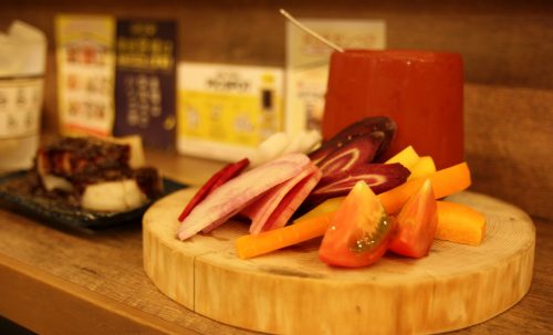 Crudités au Bar Yokocho Akasaka, Tokyo, Japon