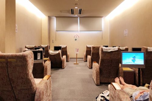 Salle de repos du ryokan Riraku de la ville de Toon, préfecture d'Ehime, Japon