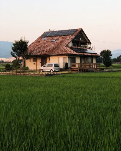 Rizières aux alentours du ryokan Riraku de la ville de Toon, préfecture d'Ehime, Japon