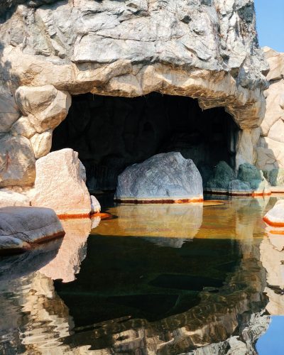 Onsen du ryokan Riraku de la ville de Toon, préfecture d'Ehime, Japon
