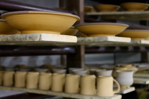 Atelier de potier au village de Onta dans la préfecture d'Oita, Kyushu, Japon