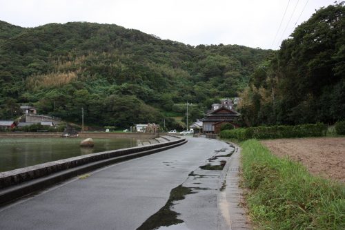 Près de l'église de Dozaki, Îles de Goto, préfecture de Nagasaki, Kyushu, Japon