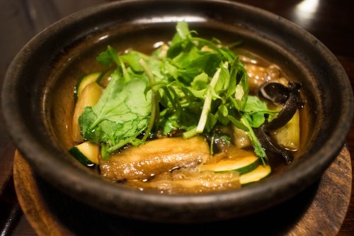 Sansai nabe au restaurant Yunotake-an à Yufuin, préfecture d'Oita, Japon