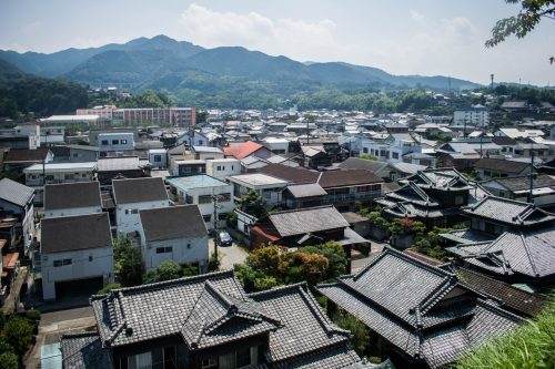 Vue sur les toits d'Usuki, préfecture d'Oita, Japon