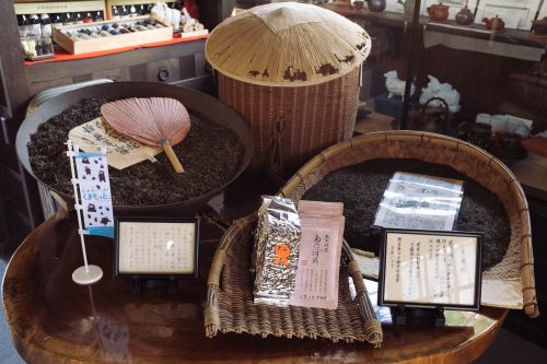 Boutique de thé dans le Quartier de Kajiyamachi à Hitoyoshi, préfecture de Kumamoto, Kyushu, Japon