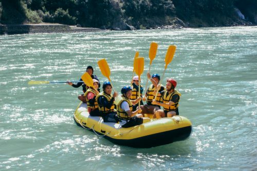 Rafting sur le fleuve Kuma, dans la préfecture de Kumamoto, Kyushu, Japon