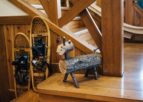 Salle commune au refuge du Mori-no-Ie, à Iiyama, préfecture de Nagano, Japon