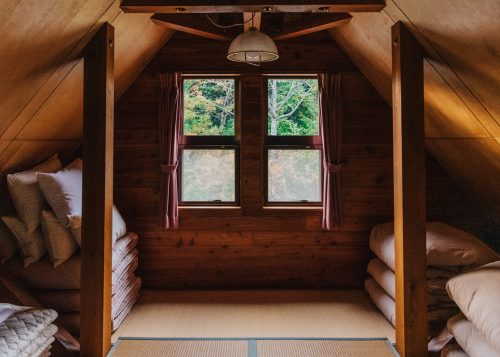 L'un des cottages du Nabekura Kogen Mori no Ie, à Iiyama, préfecture de Nagano, Japon