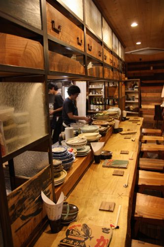 Izakaya Renge Ryouriten, Takamatsu, préfecture de Kagawa, Shikoku, Japon