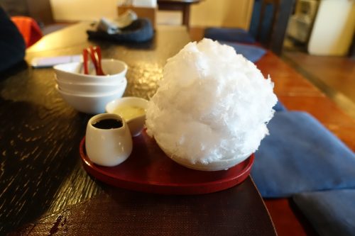 Kakigori, spécialité de Nagatoro, près de Chichibu dans la préfecture de Saitama, Japon