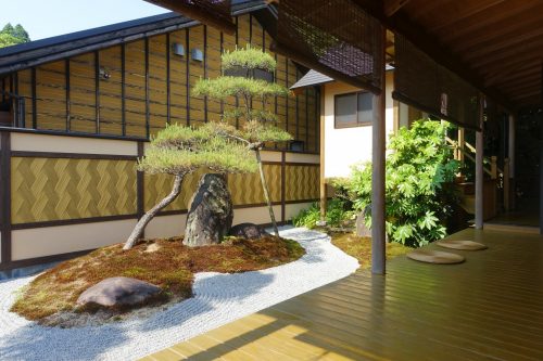 Jardin japonais privatif de la chambre au ryokan Shinsen de Takachiho (Miyazaki, Kyushu)