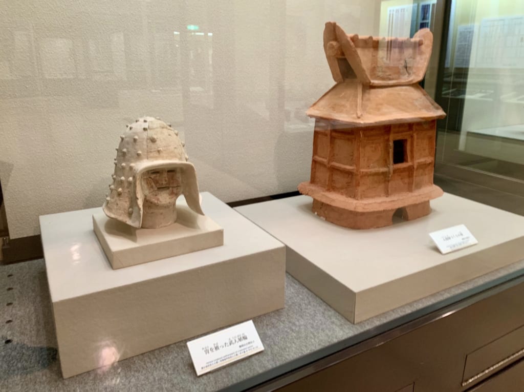 Objets funéraires retrouvés dans les kofun de Gyoda