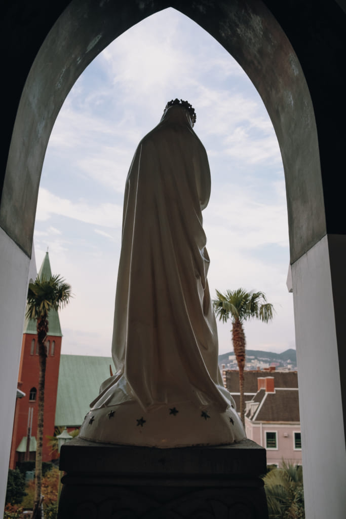 Statue de la vierge marie de l'église d'oura