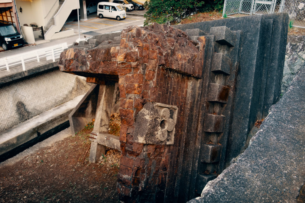 Vestiges du clocher de la cathédrale d'Urakami détruite par la bombe à Nagasaki