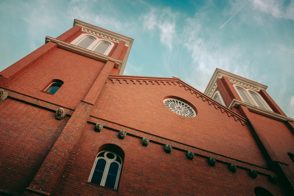 Façade de la cathédrale d'Urakami à Nagasaki