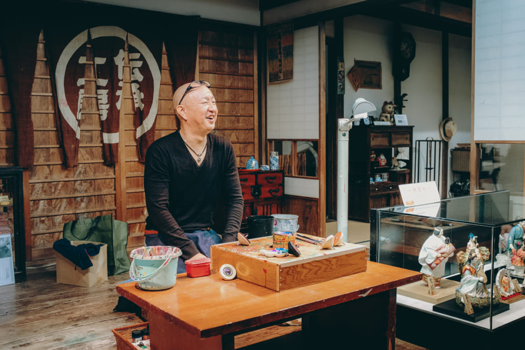 Chikushi-san, artisan de toupies de Fukuoka