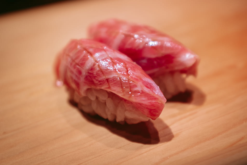 Sushi au thon du restaurant Gyoten à Fukuoka