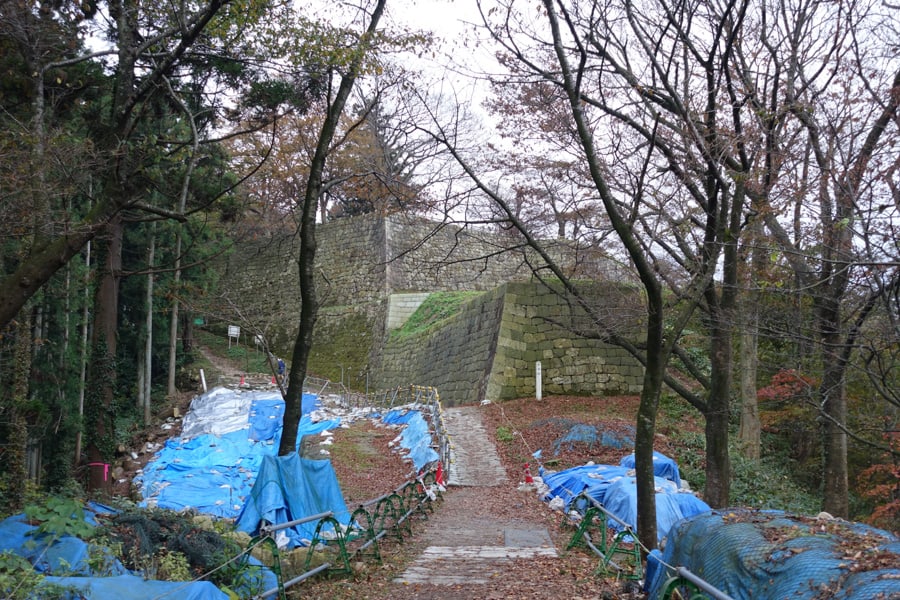 Sentier de randonnée du château de Murakami
