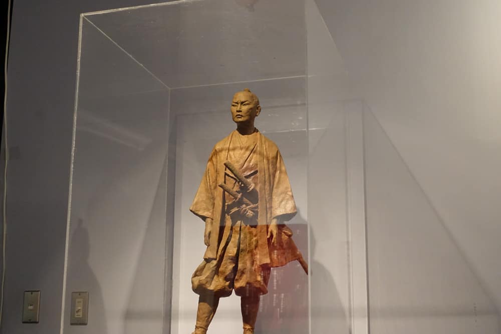 Statue du samouraï Buheiji Aoto