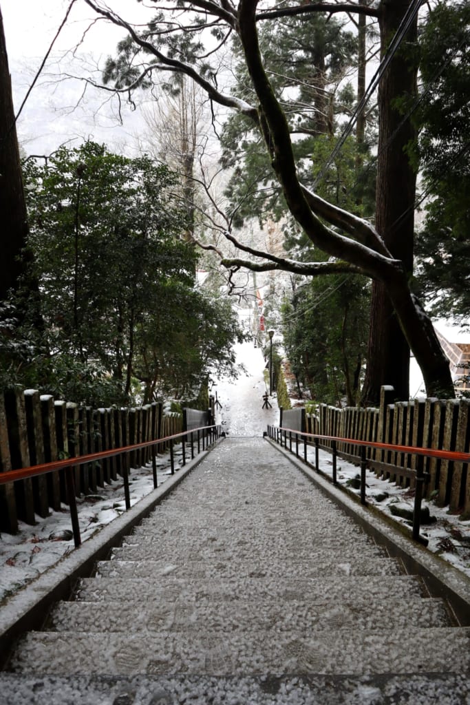 les escaliers de la montagne mitoku à tottori