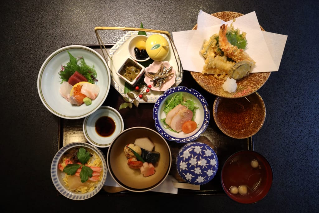 repas au restaurant Manyoshi