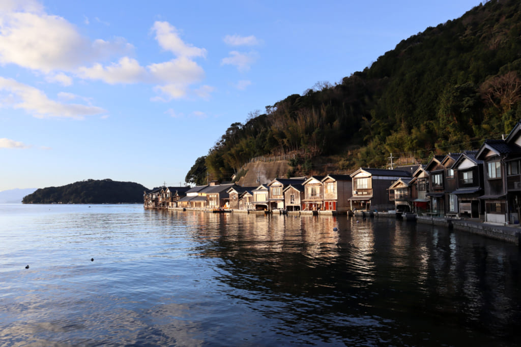 La mer du Japon dans la préfecture de Kyoto : de Tango à Ine Funaya en passant par Amanohashidate