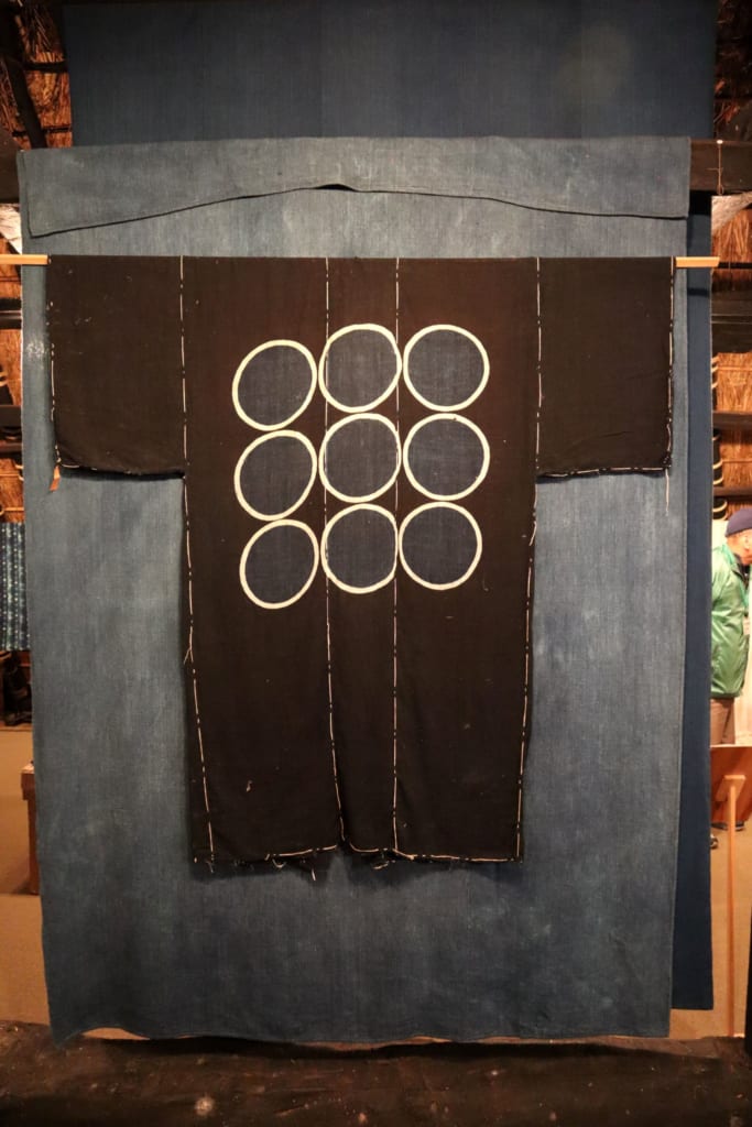 A l'intérieur du musée de l'indigo de kayabuki no sato