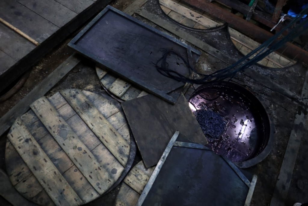 Les outils utilisés pour la production de l'indigo