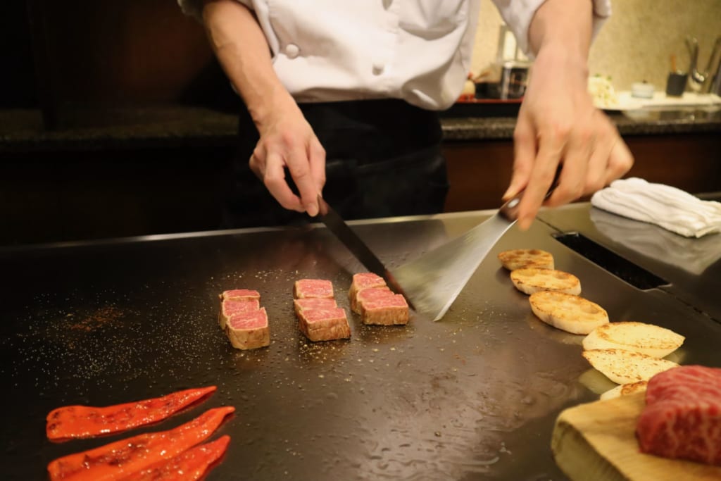 Boeuf de Kobe cuisiné devant vous