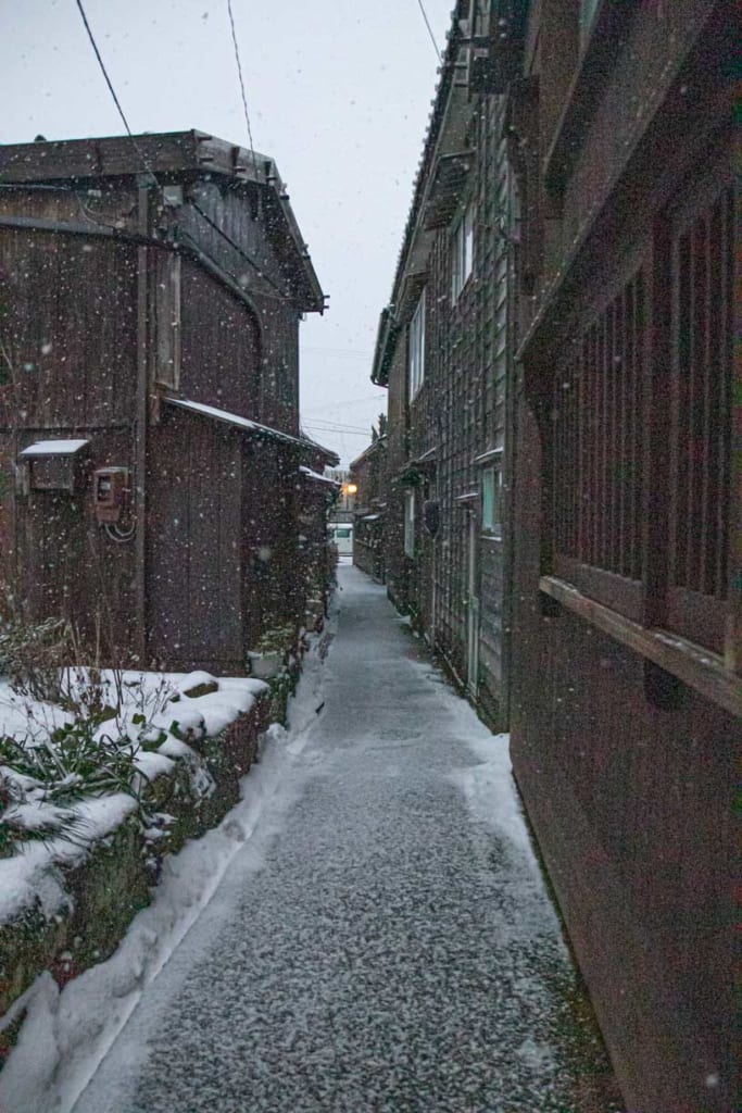 Canaux du village de Shukenegi sur l'île de Sado