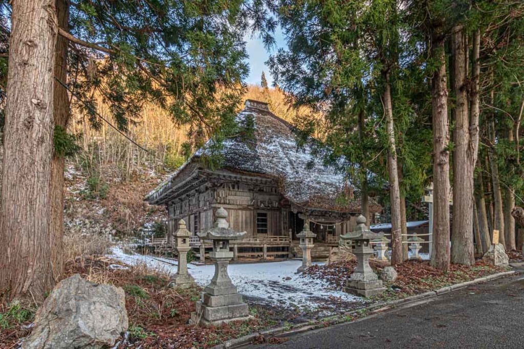 Dainichido temple ensemble