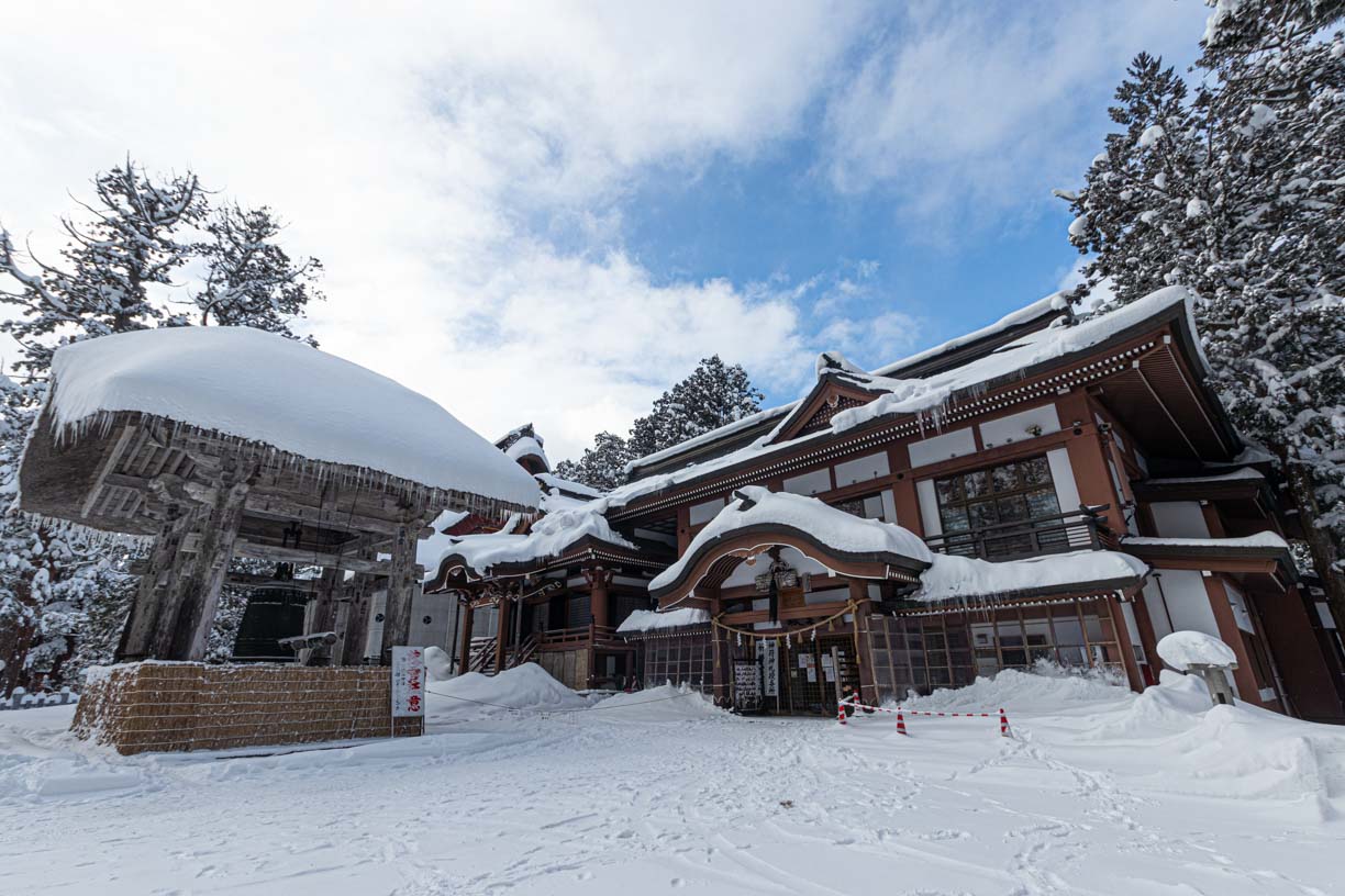 Voyage au cœur des montagnes sacrées de Tsuruoka : du Kamo Aquarium au shugendo