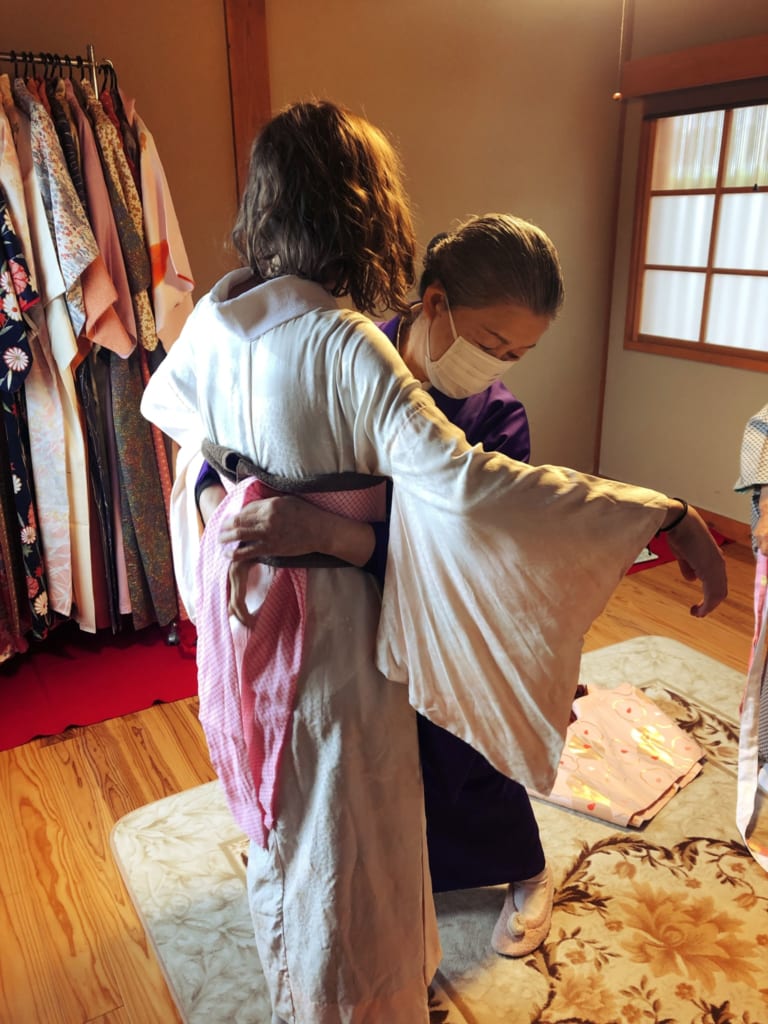 je me sens peu peu comme une japonaise avec mon kimono