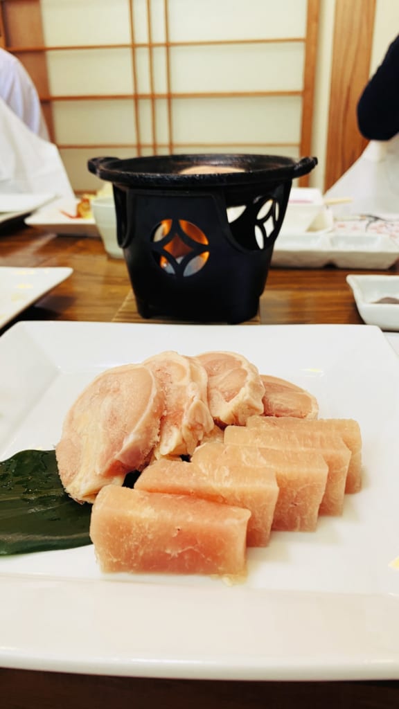 morceaux de poulets à faire cuire au dessus du grill personnel