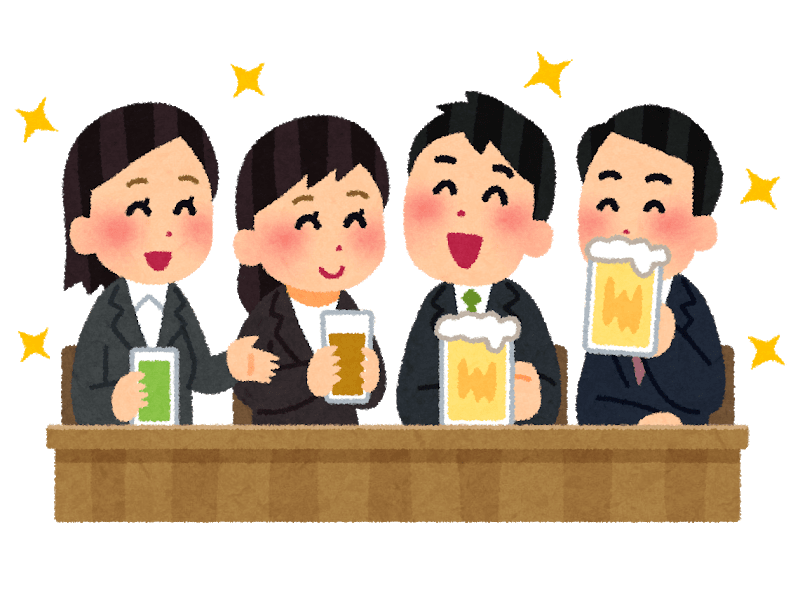 Groupe de collègues en train de prendre un verre après le travail