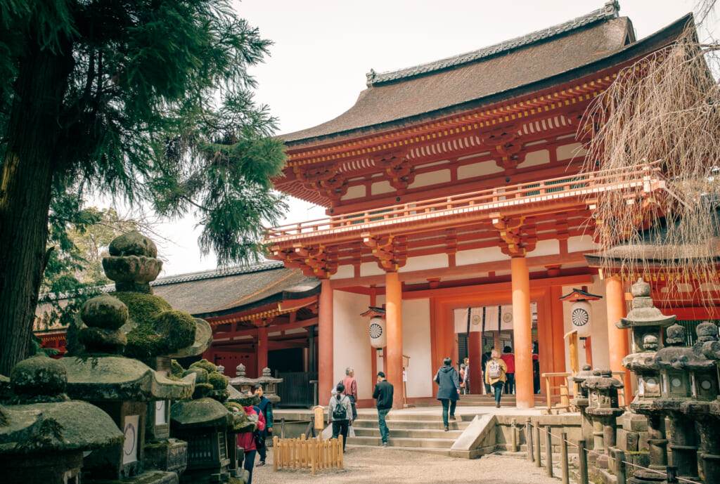 Le sanctuaire Kasuga Taisha dans le parc de Nara