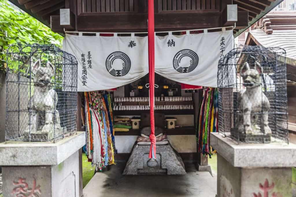 Un très vieux sanctuaire japonais à Tokyo