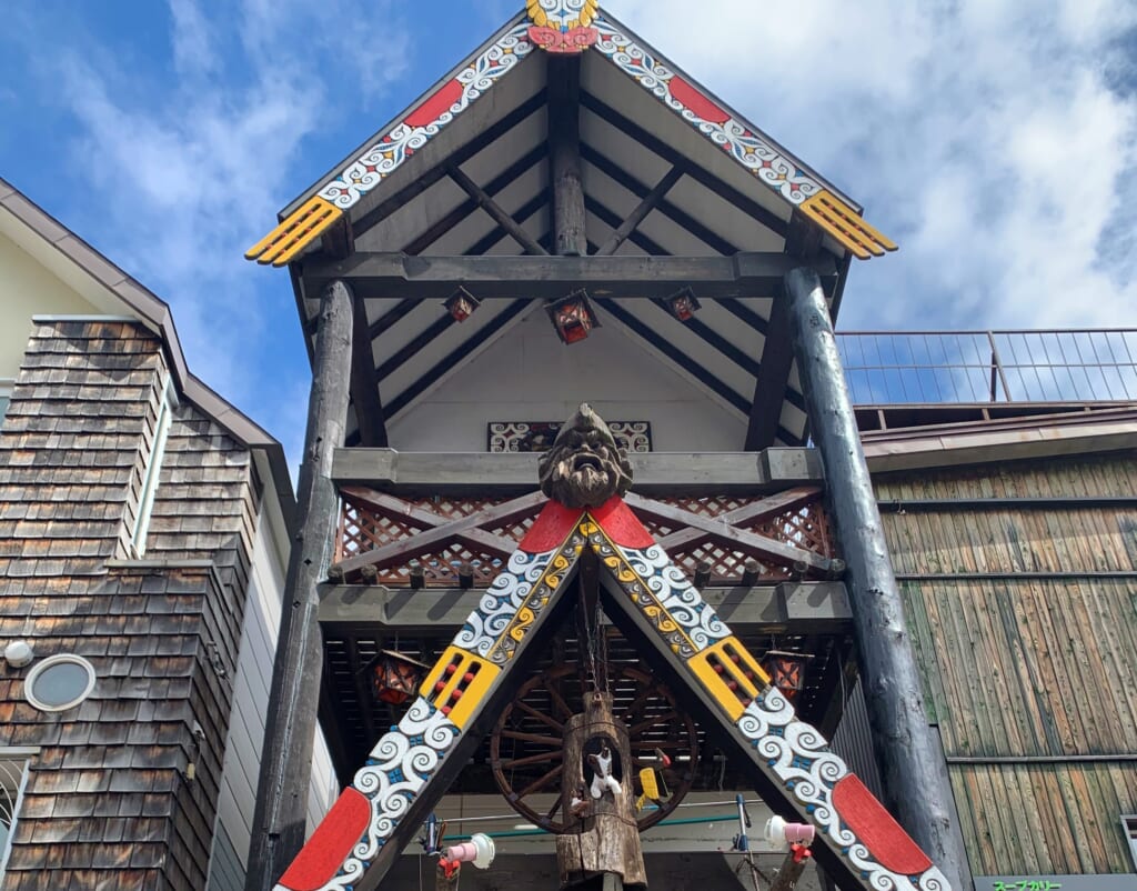 architecture aïnou traditionelle