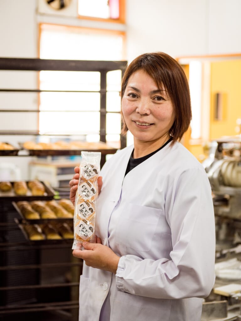 la propriétaire d'une fabrique de manju à Joge