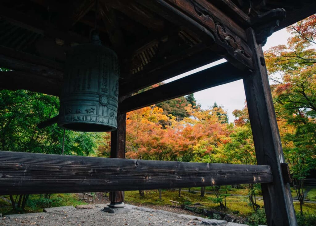 Cloche bosho d'un temple au Japon