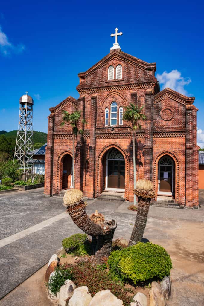 Vue de face de l’église de Kusahara, îles de Goto