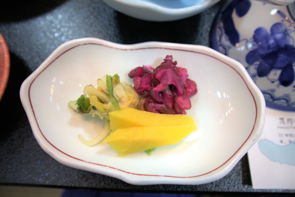 Tsukemono dans un hôtel au Japon