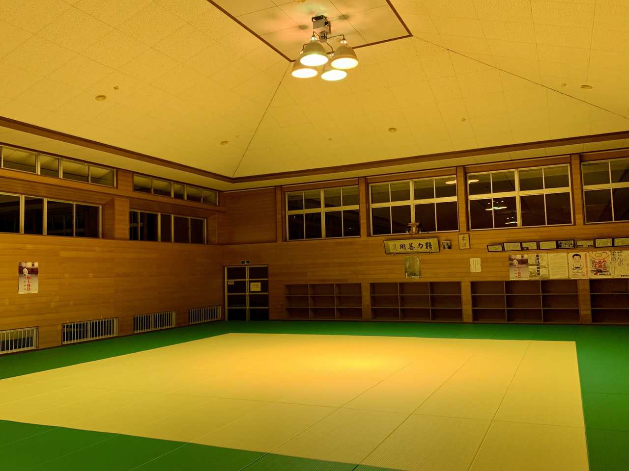 Salle de spectacle sur l'île de Sado
